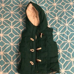 Very cozy Abercrombie & Fitch vest great condition